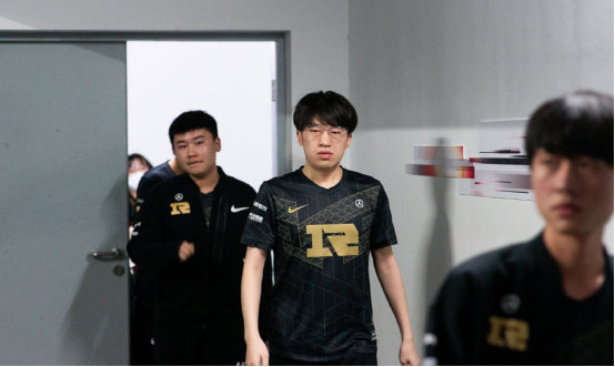 关键时刻 关键时刻